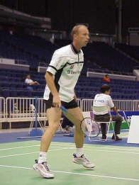 丹麦男单sogaard在2001年新加坡羽毛球公开赛中