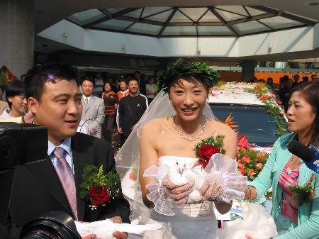 chn_zhangning_49_wedding.jpg (35098 ֽ)