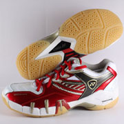 YONEX SHB-102LTD羽毛球鞋